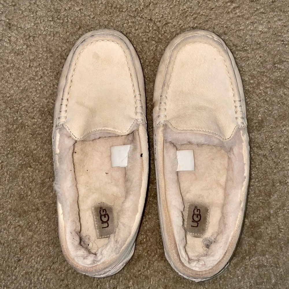 Ugg moccasin slippers